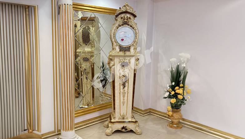 Arianna Classic Standing Clock - 2