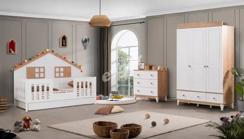 Solo Montessori Children's Room - 1